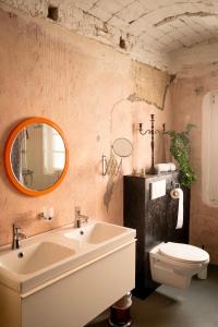 Ένα μπάνιο στο FarmhouseLoft mit Whirlpool & Kamin +13 φωτογραφίες