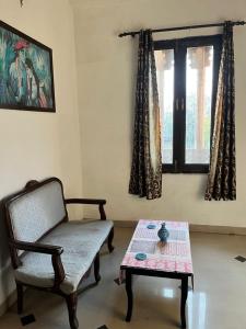 Istumisnurk majutusasutuses The Jaipur Haveli