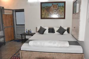 Galeriebild der Unterkunft Jayant Home Stay in Mount Ābu