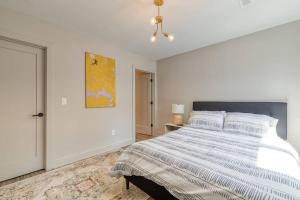 Ảnh trong thư viện ảnh của New Modern 3 Bedroom Townhouse ở Ann Arbor