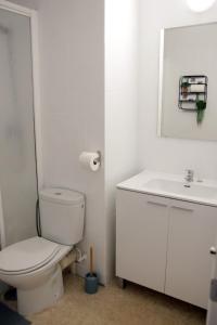 Ένα μπάνιο στο Elegant Apartment in Madrid 5 a 6 pax +18 φωτογραφίες