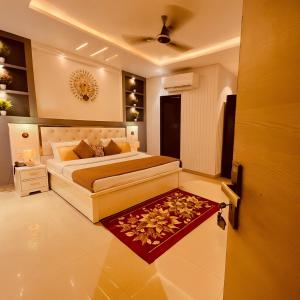Gallery image of Tata Vista Resort, Vrindavan - #big swimming pool #luxury rooms #gardens #playing zone #away from city hustle # BY ELEGANCE GROUP# in Vrindāvan