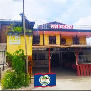 El edificio en el que está el hotel