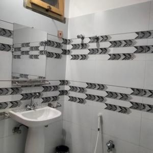 Ένα μπάνιο στο Darweshkhana Bed & Breakfast +23 φωτογραφίες