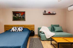 Ένα ή περισσότερα κρεβάτια σε δωμάτιο στο Вила Тих кът