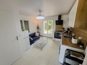 Fotografie z fotogalerie ubytování Le Petit Mèze-T2 avec Terasse v destinaci Meze + 9 fotografií