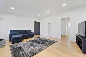 Gallery image of Your home away from home - Norwalk 2B1B in Norwalk