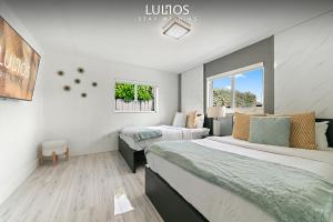 Billede fra billedgalleriet på Miami House with Hot Pool-spa & Pool table L48 i Hialeah