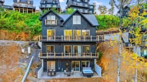 Το κτήριο όπου στεγάζεται  η παραθεριστική κατοικία +55 φωτογραφίες