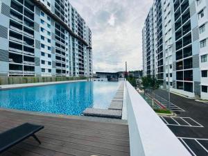 Swimmingpoolen hos eller tæt på Residenz Apartments in Desaru Utama