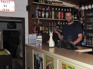 Lounge nebo bar v ubytování Chalet 4 pers avec Terrasse - API-1-52-419 + 15 fotografií