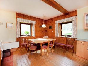 Φωτογραφία από το άλμπουμ του Farmhouse in St Johann with Sauna & Garden σε Sankt Johann im Pongau +17 φωτογραφίες