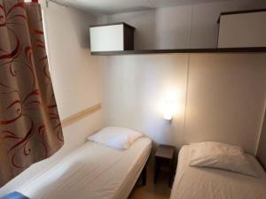 MoncrabeauにあるMobil Home avec Terrasse pour 4 personnes - API-1-52-483のギャラリーの写真