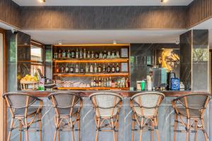 Minuman di The Legacy V Beach Resort Ao Nang Krabi, Aspira Collection - Adults only