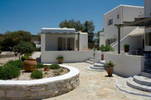 Gallery image of Almira Suites - Seafront - Naousa Paros in Naousa