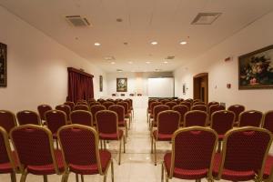 Konferenční prostory v ubytování Grand Hotel la Chiusa di Chietri