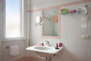 Kúpeľňa v ubytovaní Hotel Katy