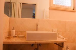 Corte San Biagio,29 tesisinde bir banyo