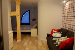 Posedenie v ubytovaní Apartamenty Sailor i Comfort House Giżycko