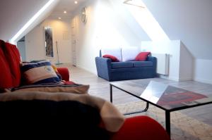 Posedenie v ubytovaní Apartamenty Sailor i Comfort House Giżycko