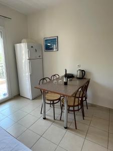 Dapur atau dapur kecil di Apartment in Nea Skioni, Sofia