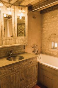 Ένα μπάνιο στο Gîte du Figuier du Saulce