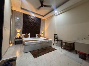 ニューデリーにあるHotel Luxury Villas Near IGI Delhi Airportのギャラリーの写真 +29枚の写真
