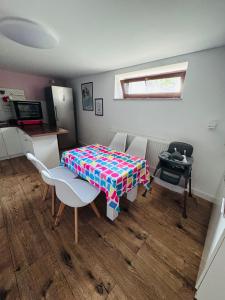 Dapur atau dapur kecil di Kalinówka - Lublin - Felin - Apartament z Jacuzzi