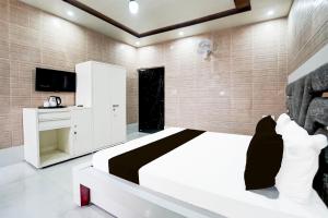 Gallery image of HOTEL O RUNAWAY in Noida