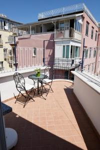 Un balcon sau o terasă la Casetta Achille