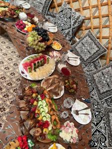 Зображення з фотогалереї помешкання Guesthouse Klara у місті Bokonbayevo