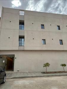 Photo de la galerie de l'établissement شقة بصالة جلوس وغرفه نوم, à Al Kharj