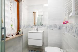 Ένα μπάνιο στο TreCuori B&B IRCCS Policlinico San Donato