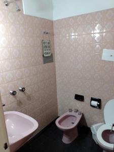 Ένα μπάνιο στο Habitación Matrimonial Privada
