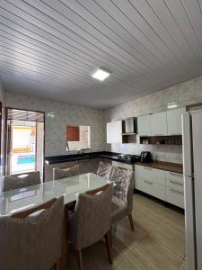 Η κουζίνα ή μικρή κουζίνα στο Casa Império