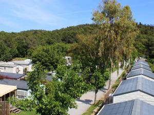 Gallery image of Mobil home familial 3 chambres avec terrasse - API-1-52-384 in Bormes-les-Mimosas