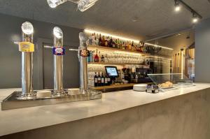 Lounge nebo bar v ubytování Hotel Lemik