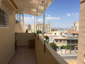 Ein Balkon oder eine Terrasse in der Unterkunft Isla Verde Apartment