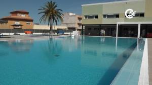 Bazén v ubytování Apartamento a 15 mnt de la playa nebo v jeho okolí