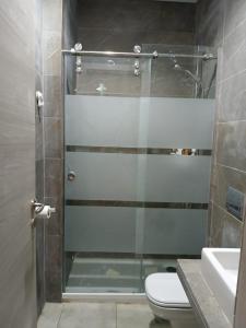 Koupelna v ubytování فيلا للايجار فى منتجع المونت جلالة