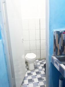 Ένα μπάνιο στο Zella Kost & Homestay +27 φωτογραφίες