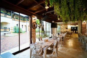 Restaurace v ubytování Curtea Veche