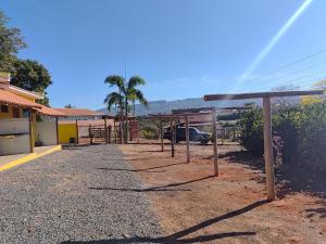a group at Chalésforquilha in Delfinópolis