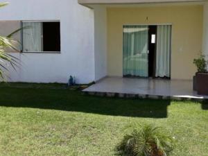 Κήπος έξω από το Vila maria 01