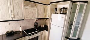 Afbeelding uit fotogalerij van Alice house in Vélon