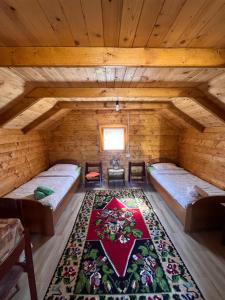 Φωτογραφία από το άλμπουμ του Wooden house σε Šavnik