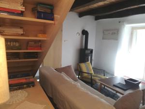 Η βιβλιοθήκη της παραθεριστικής κατοικίας