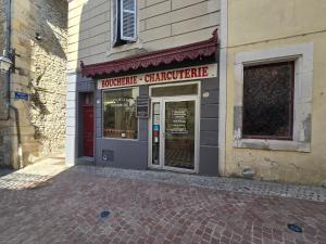 Fotografie z fotogalerie ubytování L'appartement au fauteuil relax v destinaci Viviers