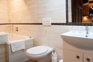 Łazienka w obiekcie Apartamenty Hotelu Pod Orłem