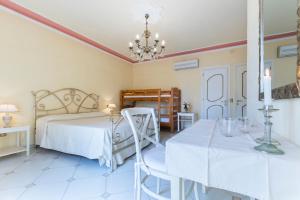Gallery image of Four Rooms in Carloforte